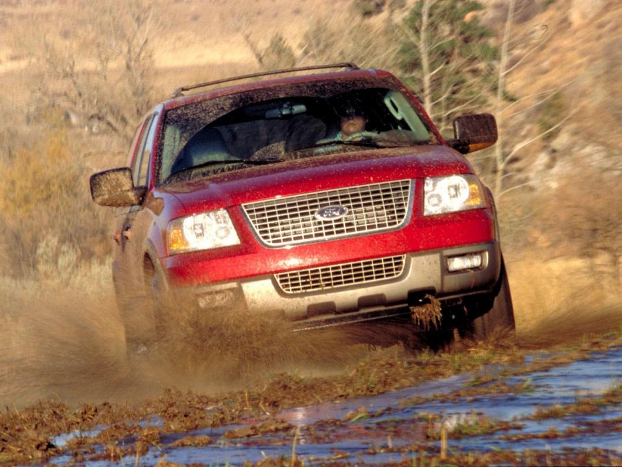  Ford Expedition 2002 года  (фото 1 из 16)